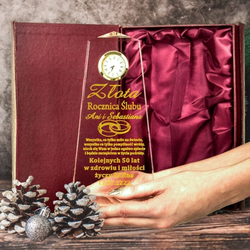 Prezent na rocznicę ślubu rodziców dziadków - Personalizowana Statuetka Kryształowa z Zegarkiem - Prezent na rocznicę ślubu jubileusz 5 15 25 35 45 55 65  0223W52c.jpg