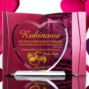 Szklane serce z grubą podstawą na rocznicę