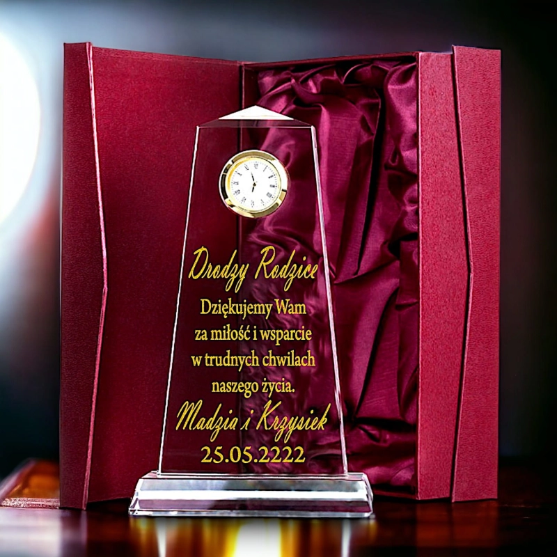 Jaki prezent na Wesele dla Rodziców? Co na upominek dla Mamy Taty? Elegancka Statuetka z Grawerem i Twoją Dedykacją 0223W09c.jpg