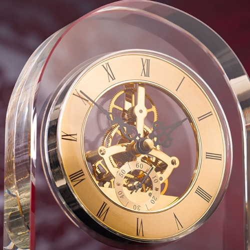 Piękny kryształowy zegar statuetka trofeum statuetka na każdą okazję grubości aż 4 cm. Dowolny grawer w cenie oraz piękne sztywne etui prezentowe. Może służyć jako ekskluzywny upominek biznesowy. Dostępny tylko w Dekoprint.pl 0329e1.jpg