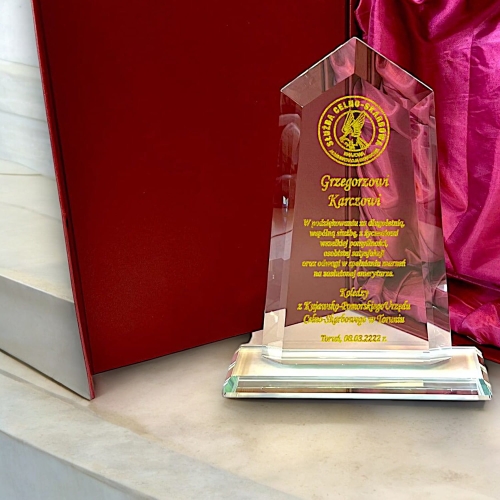 Upominek Prezent dla Urzędnika Urzędniczki KAS kolegi z Pracy Logo w Cenie 