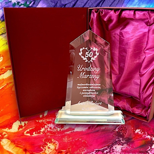 Prezent na 1-99 Urodziny - duża 26 cm statuetka z Twoim grawerem - etui i złocenie w cenie 0334W46b.jpg