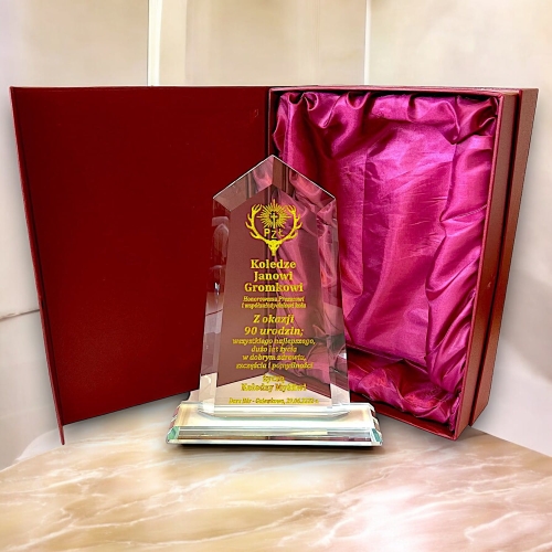 Prezent dla Myśliwego z okazji 1-99 urodzin statuetka  grawerowana z etui 0334W64b.jpg