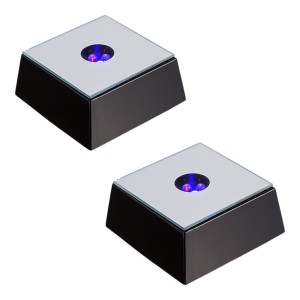 Dwie sztuki podświetlanej podstawki LED na baterie 65x65x25  — zdjęcie 4