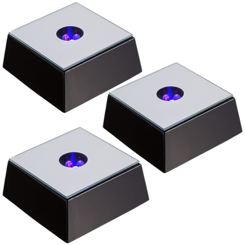 Podświetlana podstawa LED, dzięki której każda statuetka będzie prezentować się jeszcze bardziej okazale niż do tej pory. H0118g.jpg