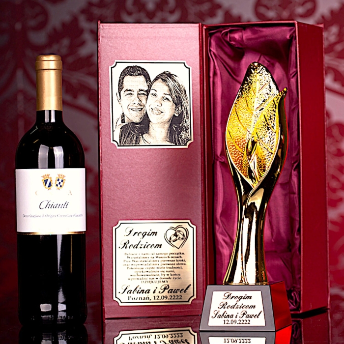Złoty liść statuetka trofeum