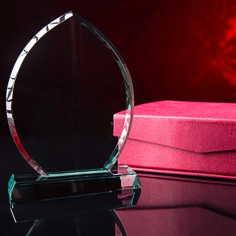 Nagroda za Osiągnięcia Trofeum za Zwycięstwo w Zawodach Sportowych - dowolny grawer w cenie + etui prezentowe puchar dyplom statuetka  0235a.jpg
