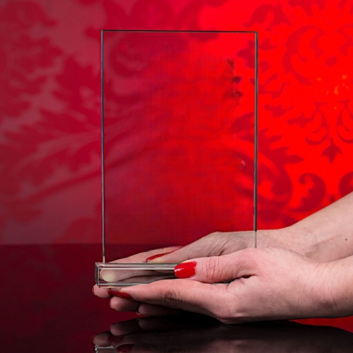 Szklana statuetka z grawerem na każdą okazję - w cenie złocenie lub srebrzenie i ozdobne etui 0277b.jpg