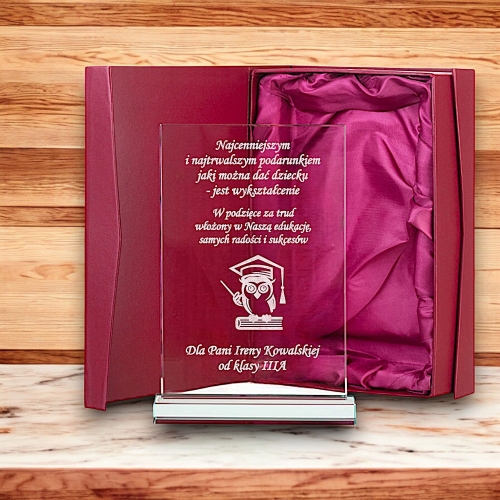 Prezent dla na dzień Nauczyciela Wychowawcy Trenera Wykładowcy Rektora Dyrektora - grawerowany postument statuetka upominek z etui 0277W46b.jpg