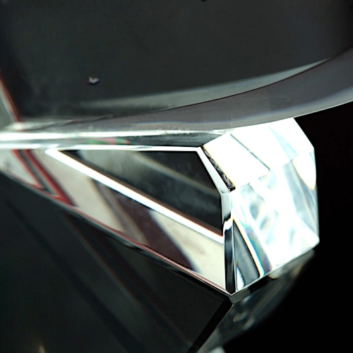 Piękna statuetka - pochyłe serce - ładnie prezentuje się jako podarunek dla bliskiej osoby - zamiany graweru i sam grawer w cenie 0275f.jpg