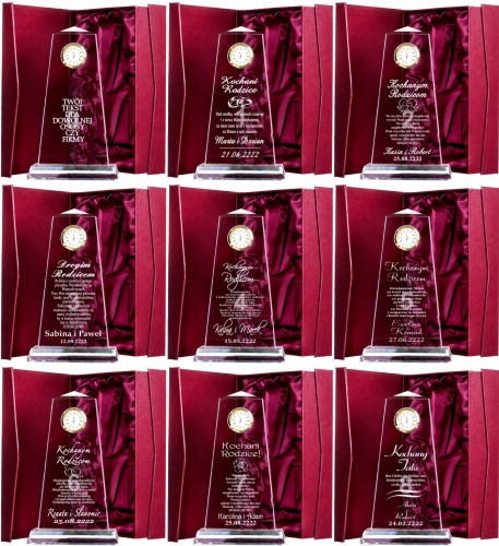 Grawerowana statuetka z zegarkiem kryształ z etui prezent dla rodziców