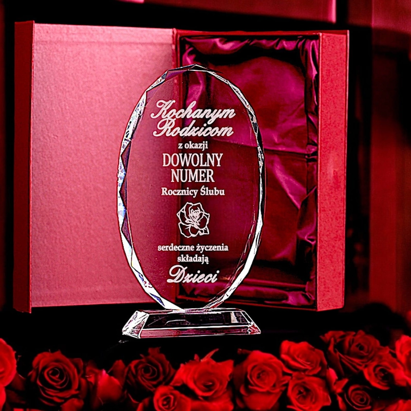 KRYSZTAŁOWA statuetka z grawerem i złoceniem prezent na 18 20 25 30 35 40 45 50 55 60 65 70 75 80 85 90 95 100 jubileusz rocznicę rodziców dziadków znajomych 0151W11b.jpg