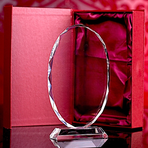 Piękna statuetka w kształcie owalu z ozdobnym etui prezentowym w cenie - możliwość dostosowania personalizacji do Twoich potrzeb i wymagań - szybka wysyłka 0151a1.jpg