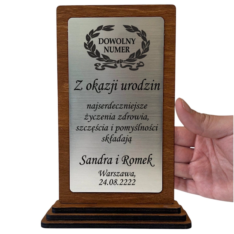 Tania Statuetka z Grawerem Prezent na 18 20 25 30 35 40 45 50 55 60 65 70 75 80 85 90 95 100 urodziny jubileusz  dla mamy taty babci dziadka znajomego przyjaciela 0358W07a.jpg