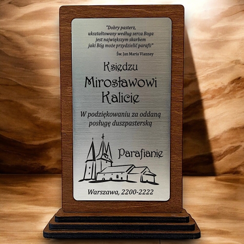 Tani Prezent dla Księdza Proboszcza Wikarego Organisty Biskupa Prałata Podziękowania Budżetowa Statuetka 0358W12b.jpg