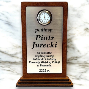 Taniutki Prezent dla Policjanta Policjantki Przełożonego Komendanta Kolegi Koleżanki z Pracy w Policji z okazji awansu odejścia ze służby na emeryturę 0359W24b.jpg