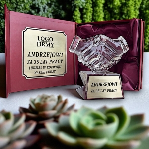Grawerowana statuetka GRATULACJE luksusowy prezent upominek biznesowy dla szefa pracownika partnera wspólnika udziałowca 0363W05b.jpg