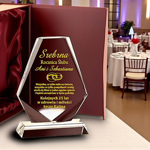 Statuetka Grawerowana na prezent na złotą srebrną perłową kryształową cynową kryształową 1-99 rocznicę ślubu jubileusz dla rodziców dziadków znajomych przyjaciół 0262W49b.jpg