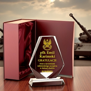 Prezent dla żołnierza kaprala majora generała sierżanta na rocznicę służby - grawerowane trofeum z etui nagroda 0262W58b.jpg