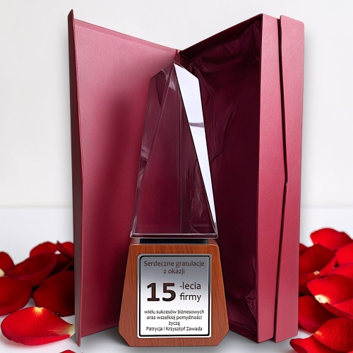 Kryształowy obelisk z grawerem podziękowania szefa prezent 1-99 urodziny jubileusz firmy upominek biznesowy dla pracownika szefa emerytura