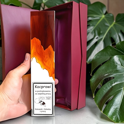 BLOK Z ŻYWICY - NAGRODA Statuetka Trofeum dla Kolegi Koleżanki z Pracy Korporacji Firmy Spółki Śmieszny i Piękny