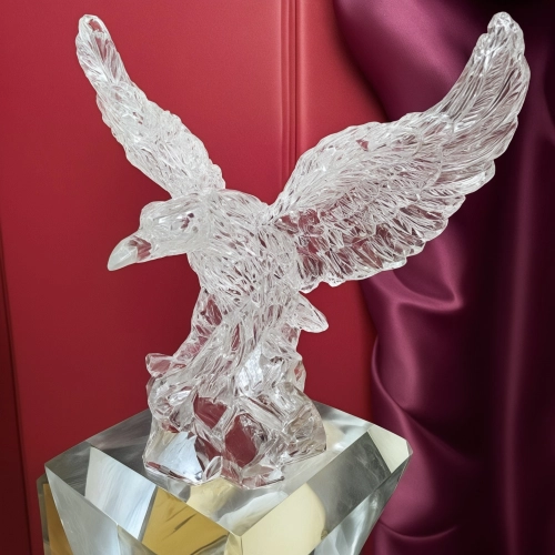 Piękna statuetka ORZEŁ KRYSZTAŁOWY 27 cm z dowolnym grawerem dla dowolnej osoby i na każdą okazję. W cenie grawer i etui prezentowe.  0370d2.jpg