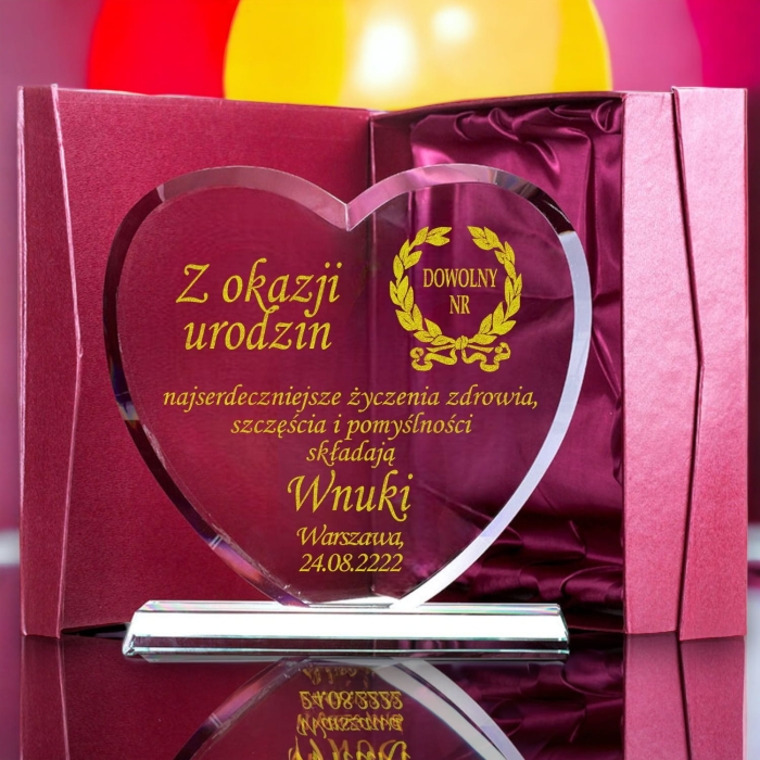 Szklane serce z grawerem na urodziny — zdjęcie 5