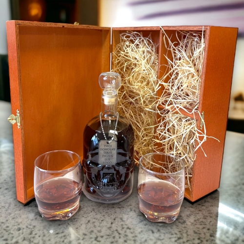 Karafka CZACHA na wieczór kawalerski panieński dla kolegi prezent grawerowana karafka 7