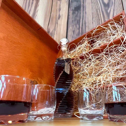 Piękna ozdobna karafka z grawerowanym nieśmiertelnikiem na prezent urodzinowy dla męża teścia taty kolegi 0347-13b.jpg