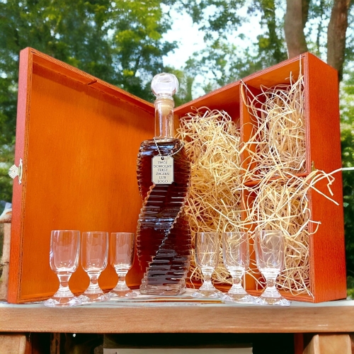 Piękna ozdobna karafka z grawerowanym nieśmiertelnikiem na prezent urodzinowy dla męża teścia taty kolegi 0347-17b.jpg